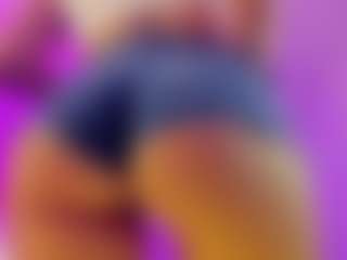 Live cam show with Abella-skin - Stockings on Gym Cam Girls