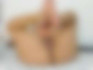 Live cam show with Ana - Tease on CamwithHer