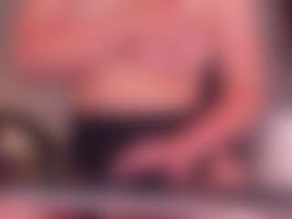 Live cam show with Deea - Plug on Uber Horny