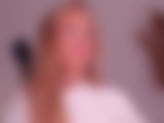 Deea's Live Sex Cam Show