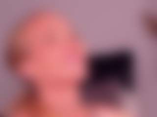 Deea's Live Sex Cam Show