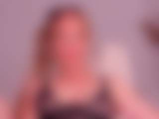 Deea's Live Sex Cam Show