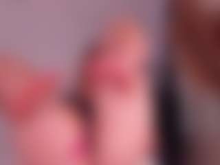 Live cam show with Deea - Sexwebcam Big Tits on Dare Cams