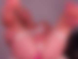 Live cam show with Deea - Orgasm on TeamSkeetLive