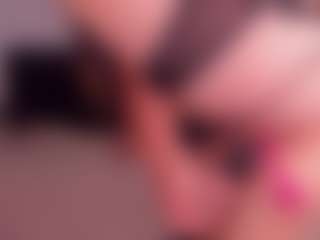 Deea's Live Sex Cam Show