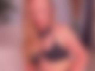 Deea's Live Sex Cam Show