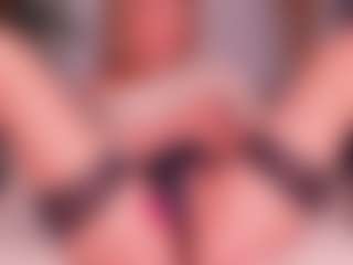 Deea's Live Sex Cam Show