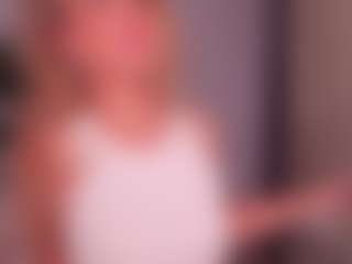 Deea's Live Sex Cam Show