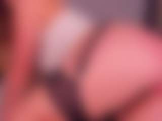 Deea's Live Sex Cam Show