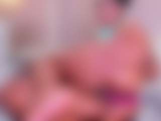 Eva's Live Sex Cam Show
