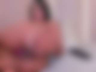 Eva's Live Sex Cam Show