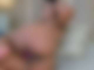 Eva's Live Sex Cam Show