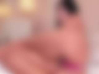 Live cam show with Eva - Full Nudity on Dolls Live