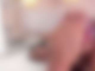 Eva's Live Sex Cam Show