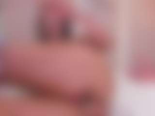 Eva's Live Sex Cam Show