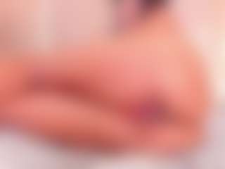Live cam show with Eva - Fingers on Camsoda