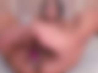 Eva's Live Sex Cam Show