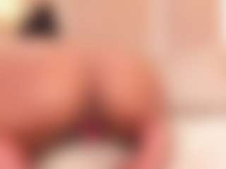 Eva's Live Sex Cam Show