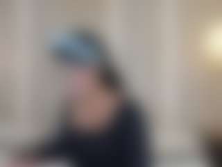 Eva's Live Sex Cam Show