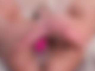 Eva's Live Sex Cam Show