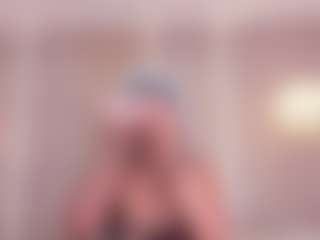 Live cam show with Eva - Ride Torso on livesuperchat.net