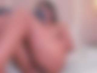 Live cam show with Eva - Handjob on Dolls Live
