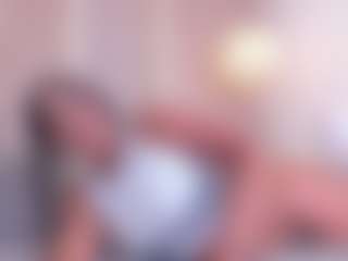 Live cam show with Eva - Fuck Machine on TeamSkeetLive