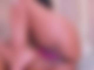 Eva's Live Sex Cam Show