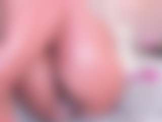 Live cam show with Eva - Normal on Milfs Live