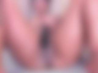 Live cam show with Eva - Brown Eyes on Milfs Live