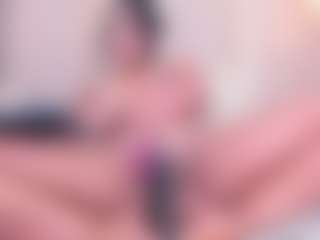 Live cam show with Eva - Normal on Hubzter Live