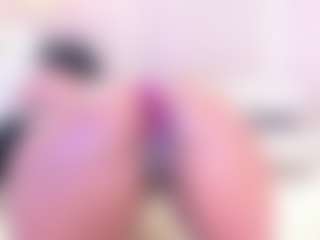Eva's Live Sex Cam Show