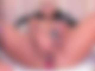 Eva's Live Sex Cam Show