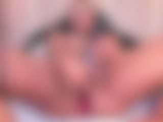 Eva's Live Sex Cam Show