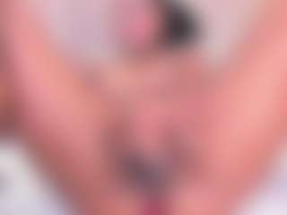 Eva's Live Sex Cam Show