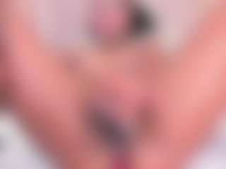 Eva's Live Sex Cam Show