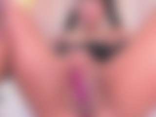 Eva's Live Sex Cam Show