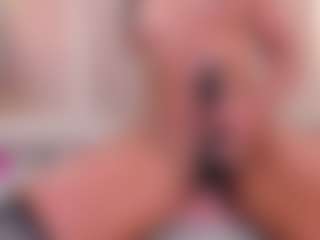 Eva's Live Sex Cam Show