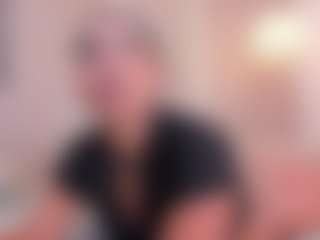 Eva's Live Sex Cam Show
