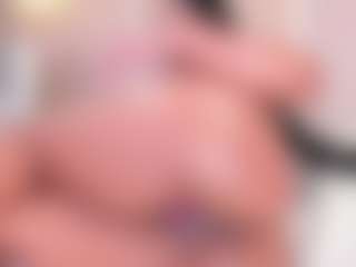 Eva's Live Sex Cam Show