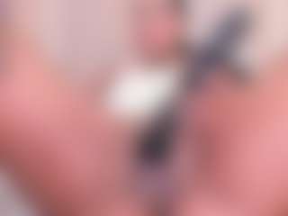 Eva's Live Sex Cam Show