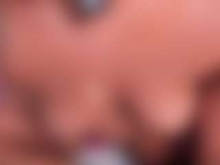 Eva's Live Sex Cam Show