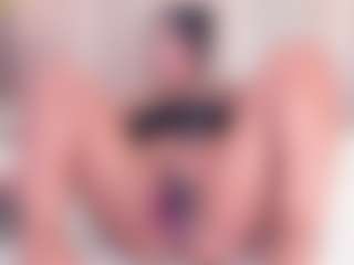 Eva's Live Sex Cam Show