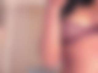 Live cam show with Eva - Athletic Young Adult on Uber Horny