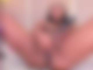Eva's Live Sex Cam Show
