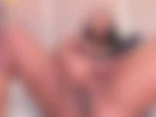 Eva's Live Sex Cam Show