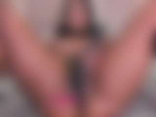 Live cam show with Eva - Arab Athletic on Dolls Live