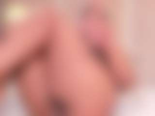 Live cam show with Eva - Black Young Adult on Camiplay Live