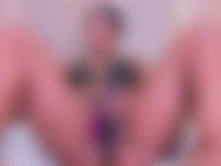 Eva's Live Sex Cam Show