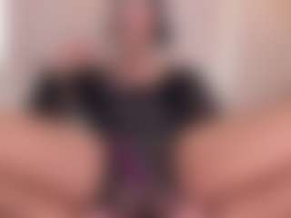 Eva's Live Sex Cam Show